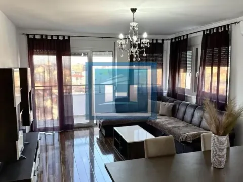 Rent, four bedroom apartment, 102m², Centar, Jagodina - image 1