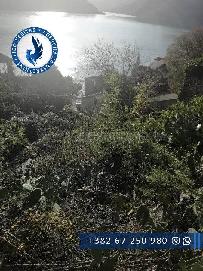 Sale, land lot, 1065m², Kotor, Crna Gora