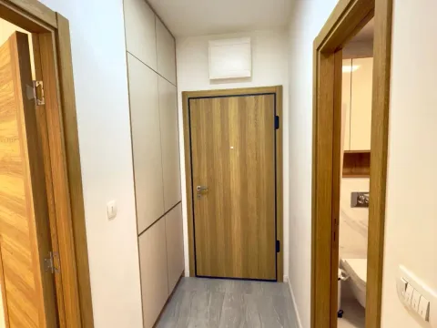 Izdavanje, jednosoban stan, 48m², City Kvart, Podgorica - image 3