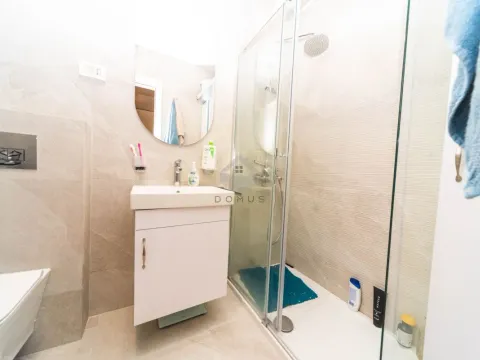 Sale, one bedroom apartment, 40m², Central Point, Podgorica - image 9