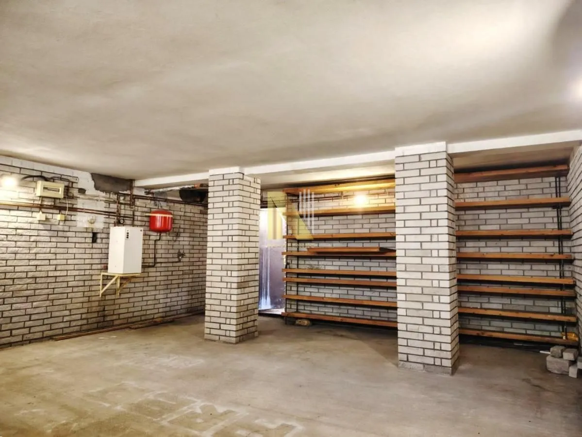 Izdavanje, kuća, 80m², Centar, Novi Sad