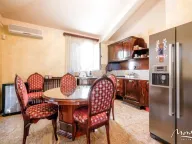 Prodaja, četvorosoban stan, 179m², Budva, Crna Gora - image 11