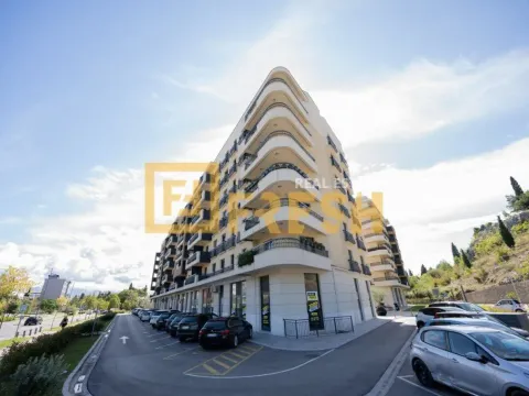 Prodaja, dvosoban stan, 70m², Ljubović, Podgorica