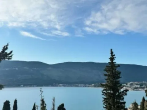 Prodaja, trosoban stan, 93m², Topla, Herceg Novi