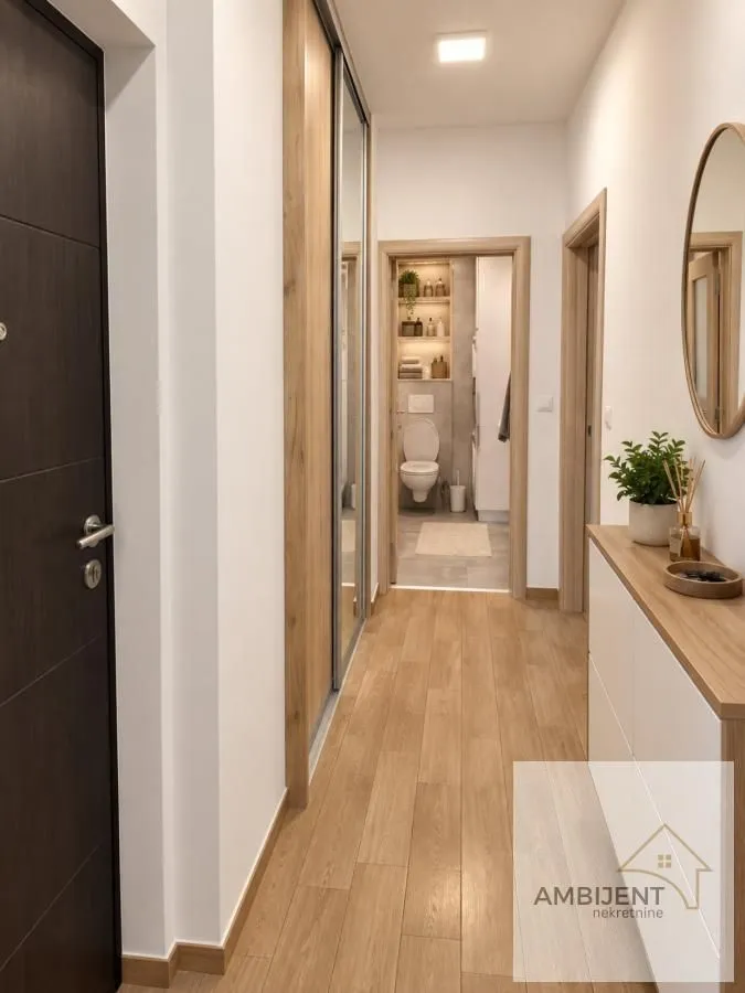 Prodaja, trosoban stan, 75m², Centar, Inđija