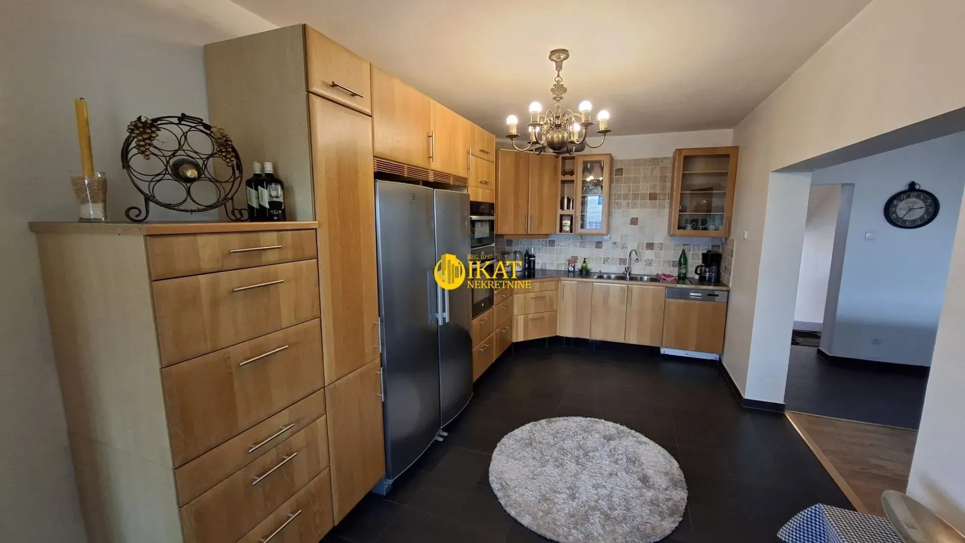 Prodaja, kuća, 250m², Mali Mokri Lug, Zvezdara Sve Podlokacije
