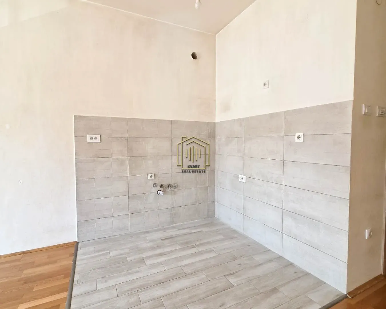 Prodaja, stan, 24m², Ljubović, Podgorica