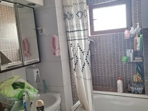 Prodaja, jednosoban stan, 35m², Nova Dalmatinska, Podgorica - image 10