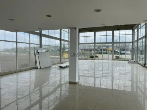 Sale, office space, 1193m², Kać, Novi Sad Sve Podlokacije - image 7