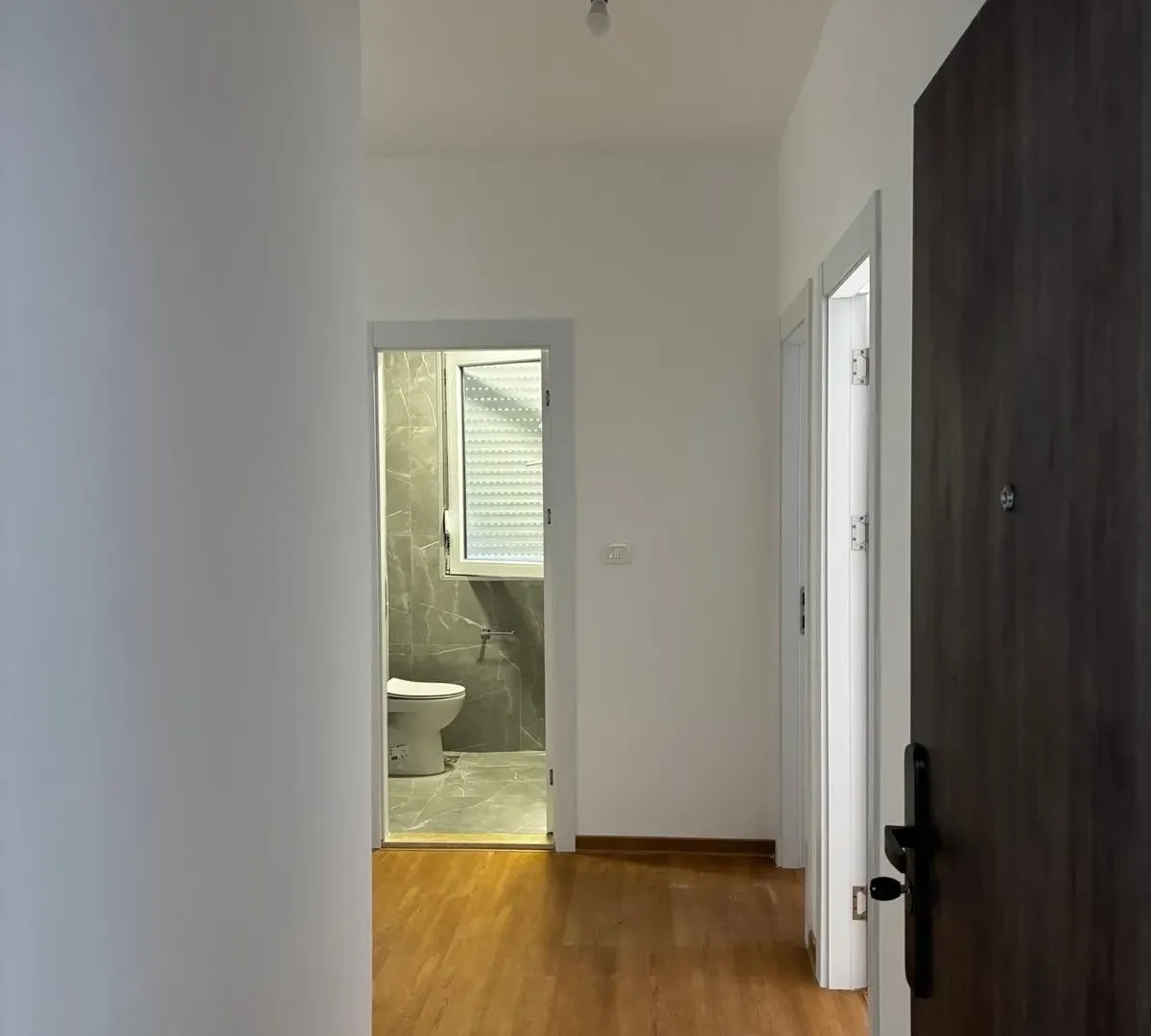 Izdavanje, dvosoban stan, 59m², Zabjelo, Podgorica