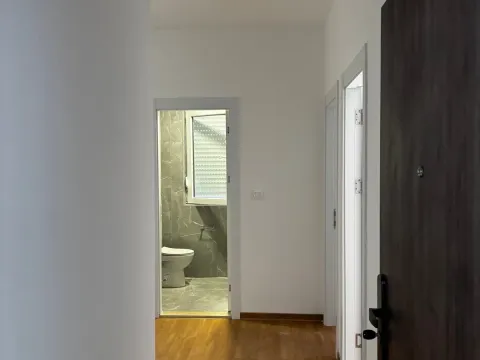 Izdavanje, dvosoban stan, 59m², Zabjelo, Podgorica - image 1