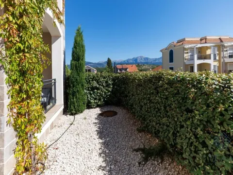 Sale, one bedroom apartment, 50m², Luštica Bay, Tivat - image 9