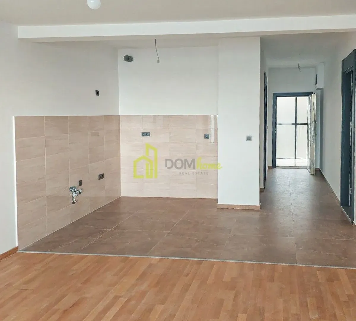 Sale, two bedroom apartment, 67m², Sveti Stefan, Budva