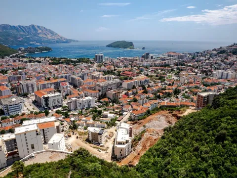 Sale, two bedroom apartment, 168m², Budva, Crna Gora - image 1