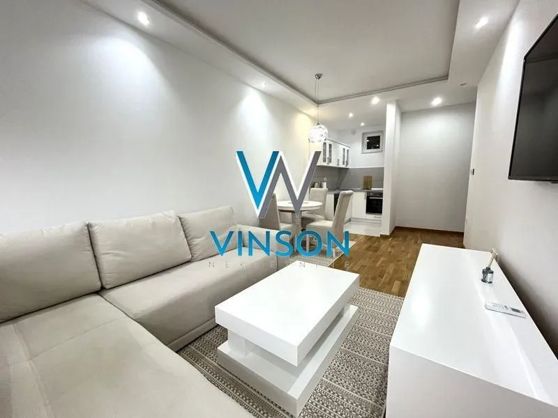 Izdavanje, jednosoban stan, 42m², Socijalno, Novi Sad Sve Podlokacije