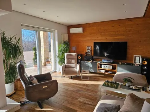 Sale, house, 426m², Boleč, Grocka - image 11