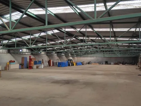 Izdavanje, poslovni prostor, 2160m², Borča 1, Borča Sve Podlokacije - image 7