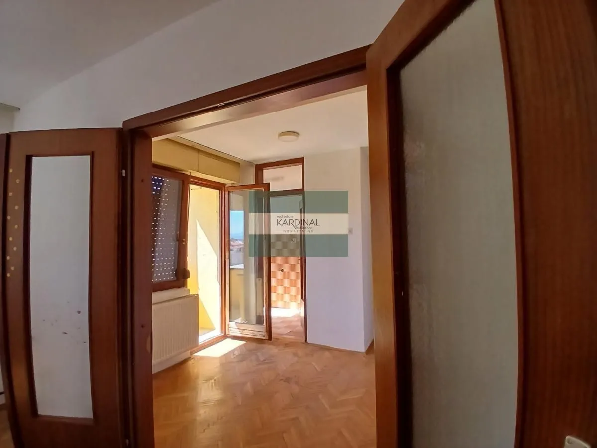 Prodaja, jednosoban stan, 44m², Centar, Jagodina