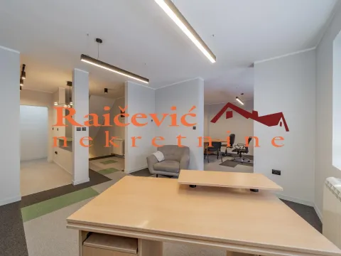 Izdavanje, poslovni prostor, 152m², Voždovac Sve Podlokacije, Beograd - image 2