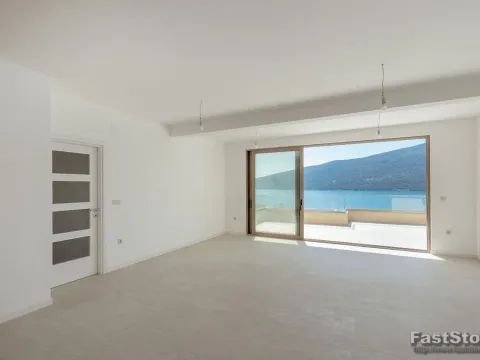 Sale, house, 144m², Đenovići, Herceg Novi - image 14