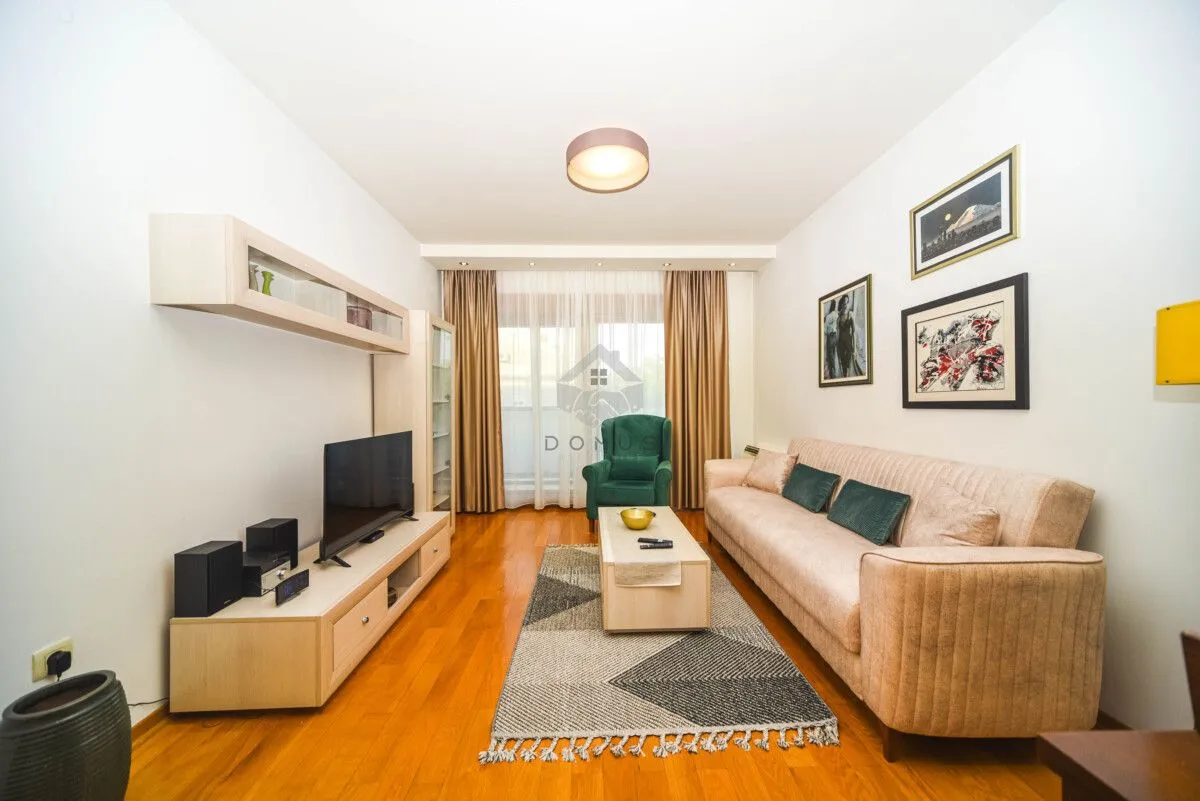 Izdavanje, jednosoban stan, 50m², Preko Morače, Podgorica