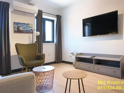 Prodaja, četvorosoban stan, 109m², Zemun Centar, Zemun Sve Podlokacije - image 2