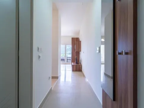 Sale, studio apartment, 33m², Risan, Kotor - image 4