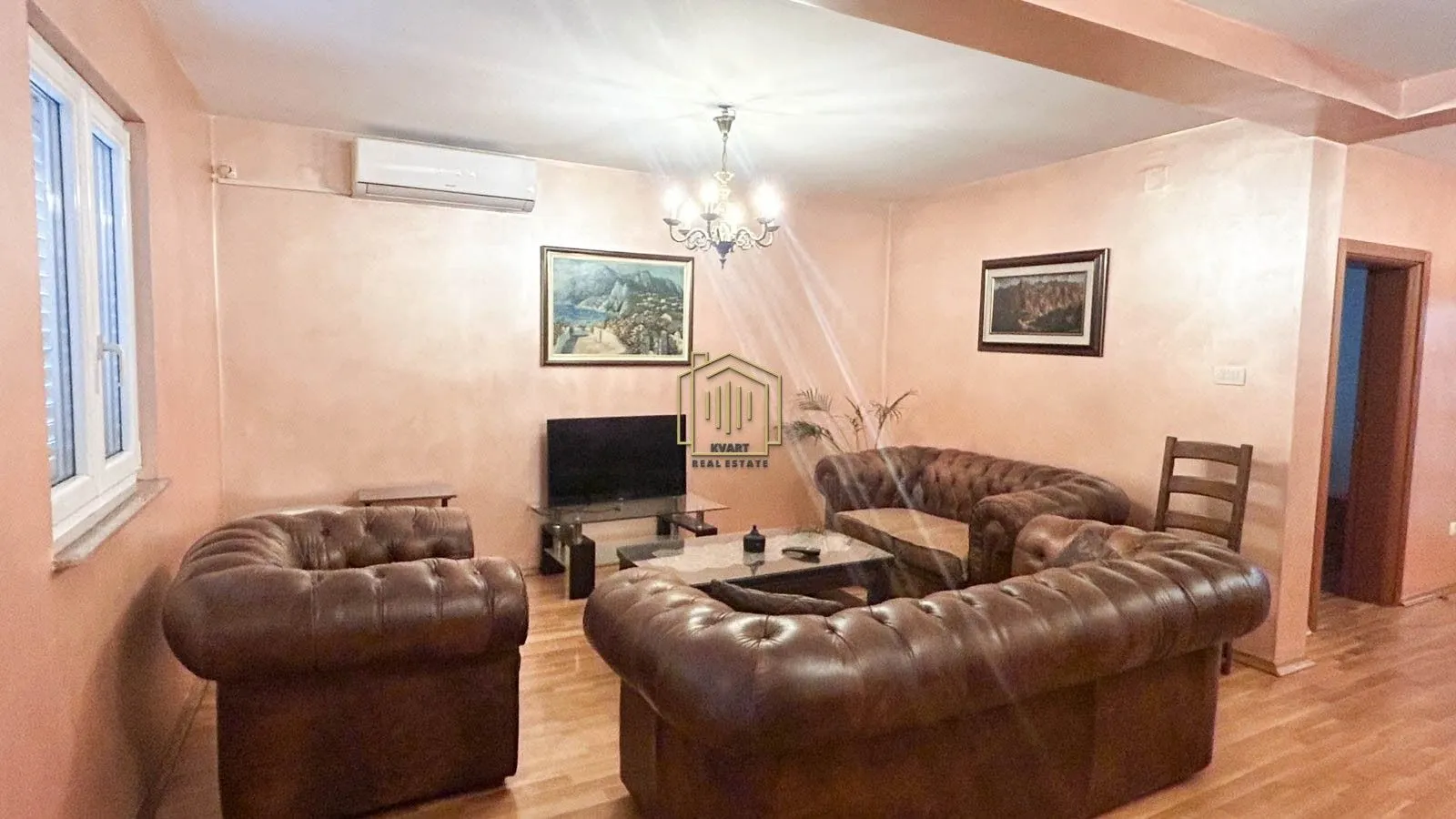 Rent, house, 220m², Konik, Podgorica