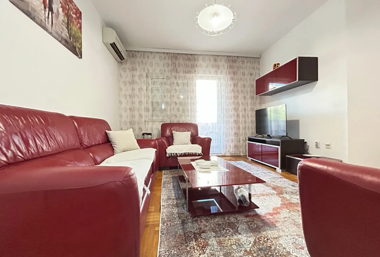Izdavanje, dvosoban stan, 60m², Preko Morače, Podgorica