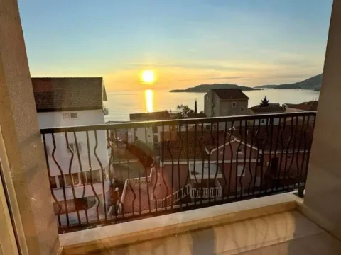 Izdavanje, jednosoban stan, 45m2, Pržno, Budva Izdavanje, jednosoban stan, 45m2, Pržno, Budva