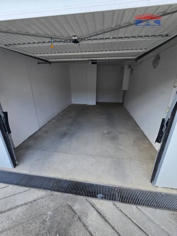 Rent, parking/garage, 19m², Grbavica, Novi Sad Sve Podlokacije