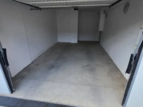 Parking garaža in Grbavica