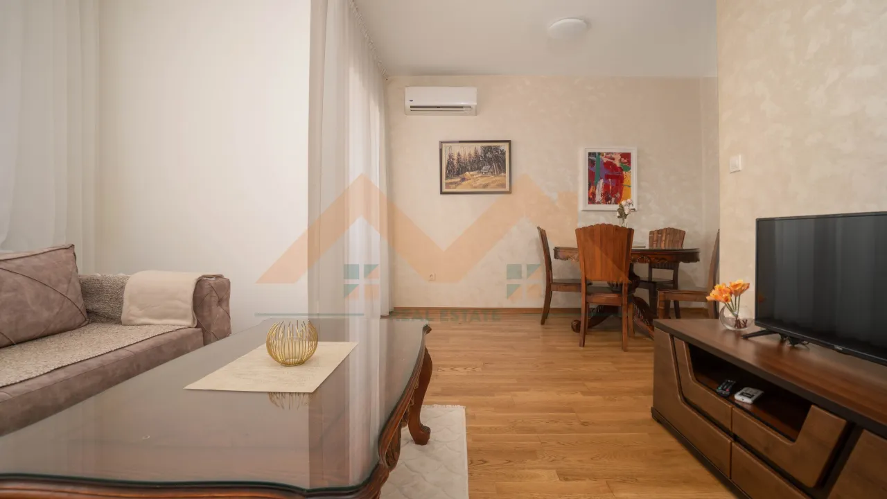 Izdavanje, jednosoban stan, 47m², Vezirov Most, Podgorica
