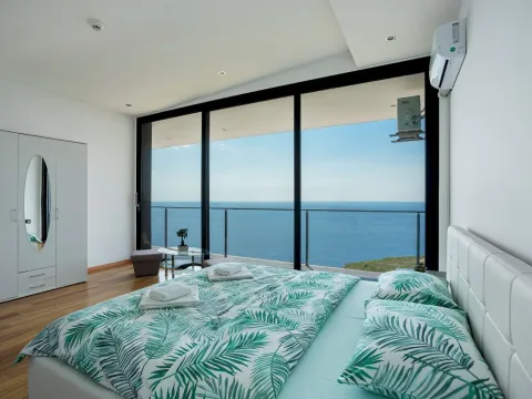 Izdavanje, kuća, 1150m², Krimovica, Kotor - image 9