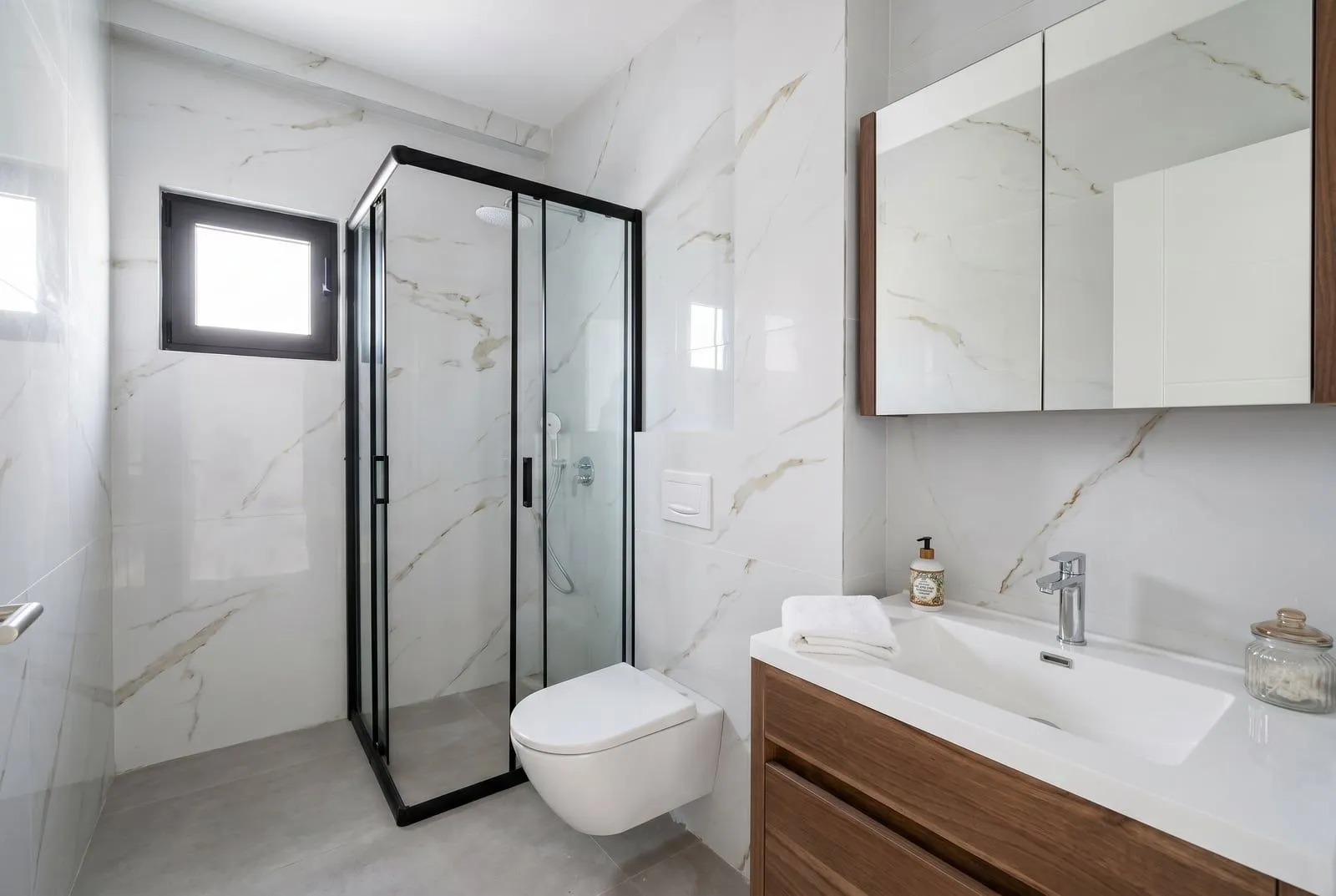 Prodaja, dvosoban stan, 48m², Budva, Crna Gora