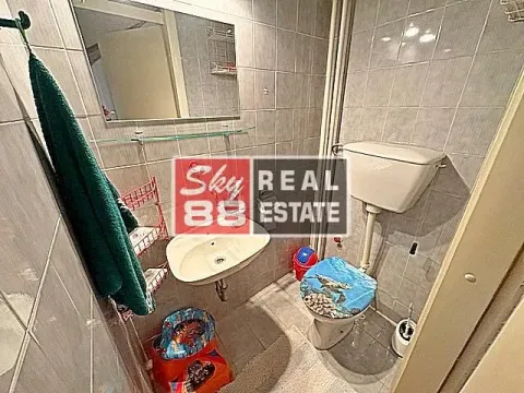 Prodaja, kuća, 280m², Golf Naselje, Beograd - image 12