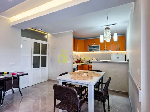 Sale, two bedroom apartment, 59m², Petrovac, Budva - image 8