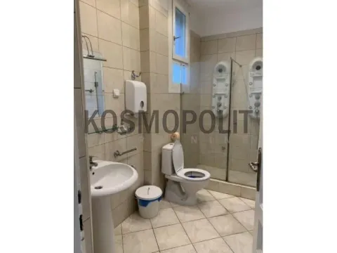 Rent, house, 190m², Savski Venac, Beograd - image 12