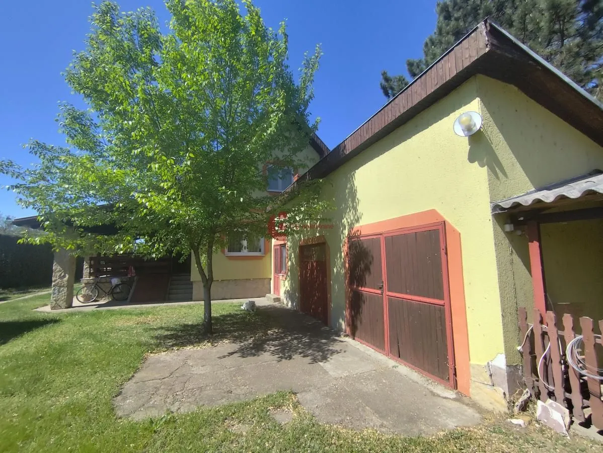 Sale, house, 300m², Kelebija, Subotica