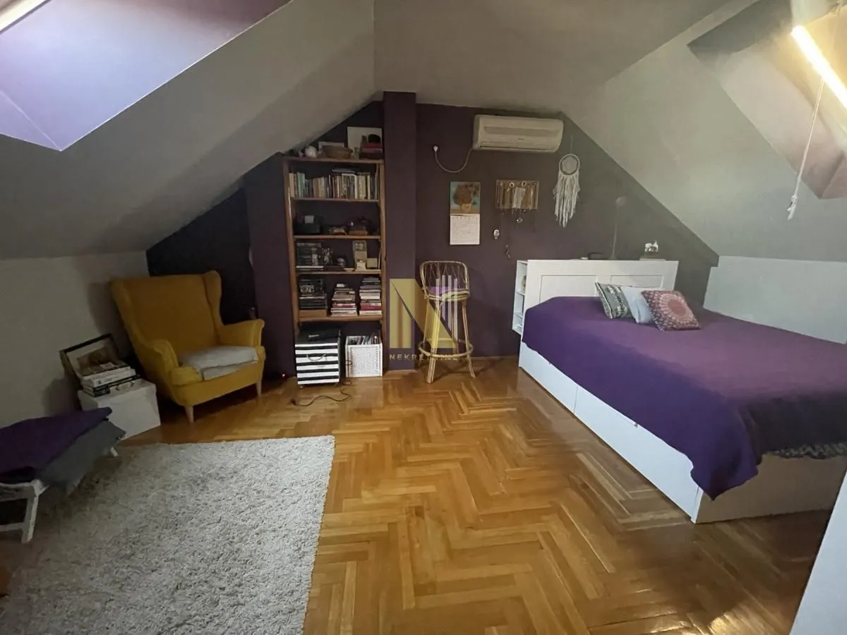 Prodaja, četvorosoban stan, 127m², Sajmište, Novi Sad