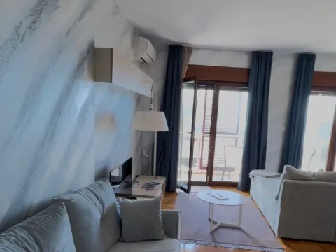 Sale, one bedroom apartment, 45m², Bečići, Budva - image 2