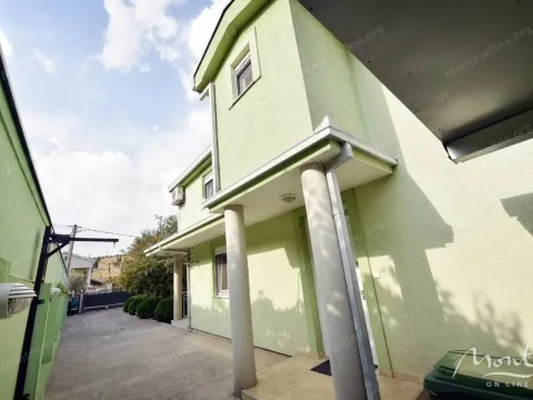 Sale, house, 175m², Podgorica, Crna Gora - image 31