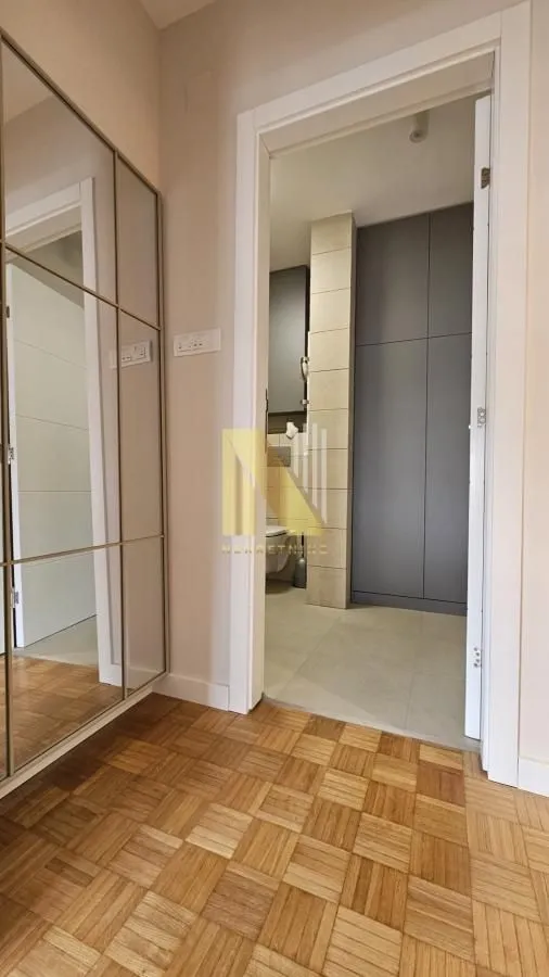Prodaja, trosoban stan, 71m², Podbara, Novi Sad Sve Podlokacije