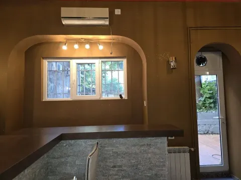 Izdavanje, poslovni prostor, 40m², Vračar Sve Podlokacije, Beograd - image 8