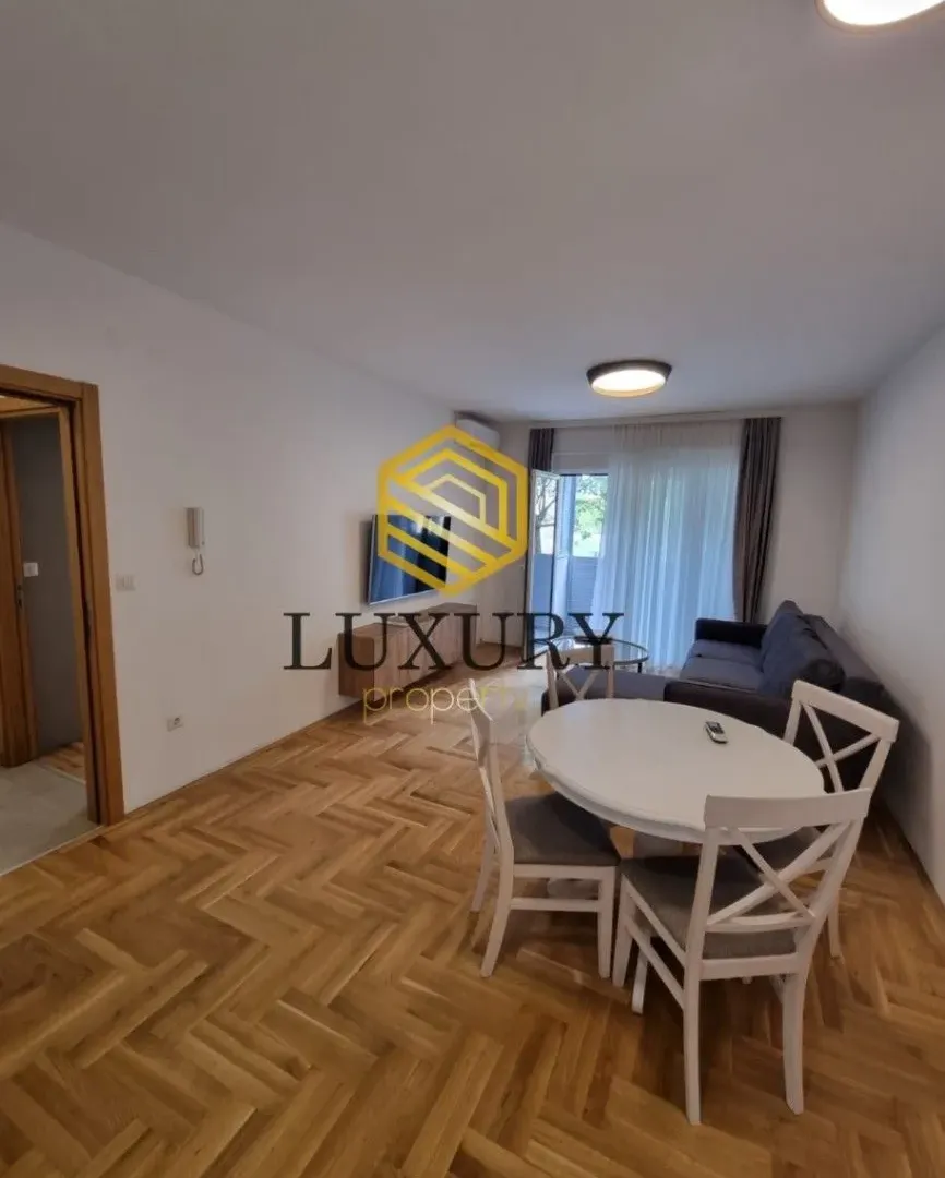 Rent, apartment, 47m², Stari Aerodrom, Podgorica