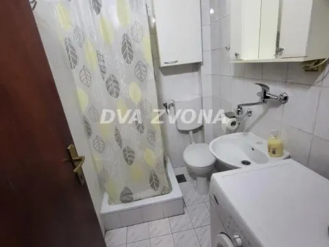 Prodaja, garsonjera, 29m², Centar, Novi Sad - image 8