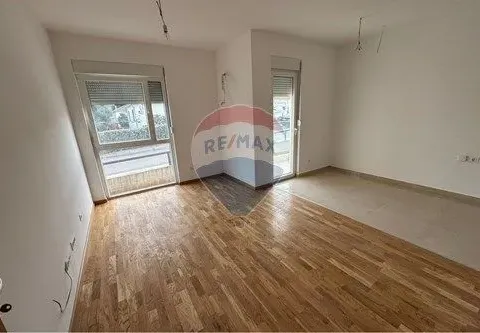 Izdavanje, jednosoban stan, 41m², Konik, Podgorica - image 7