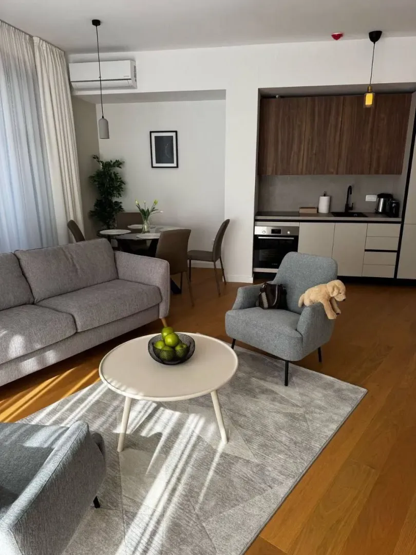Rent, one bedroom apartment, 68m², Bečići, Budva