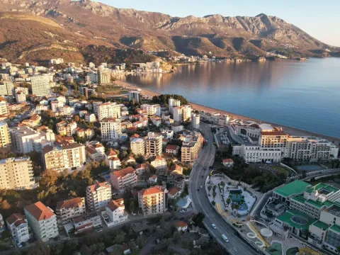 Prodaja, plac, 2400m², Bečići, Budva - image 2