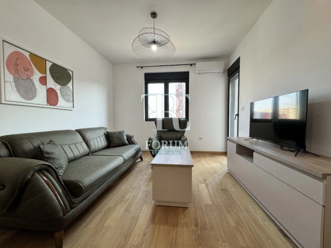 Izdavanje, jednosoban stan, 50m², City Kvart, Podgorica